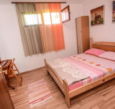 Backyard Apartment Охрид Экстерьер фото