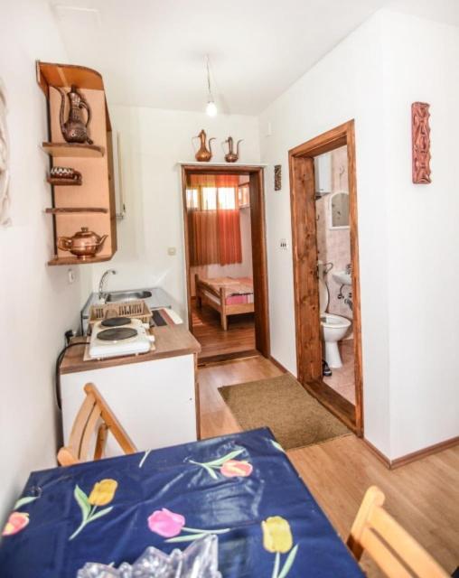 Backyard Apartment Охрид Экстерьер фото