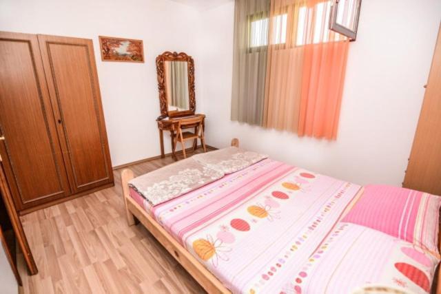 Backyard Apartment Охрид Экстерьер фото