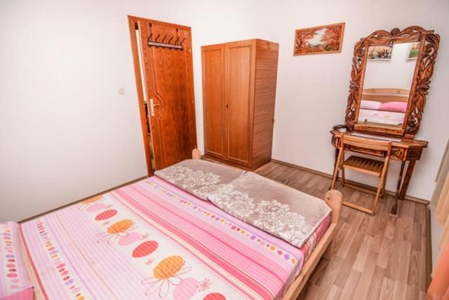 Backyard Apartment Охрид Экстерьер фото